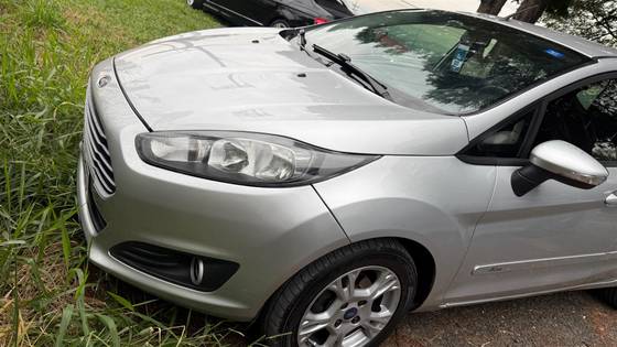 FORD FIESTA 1.6 SE HATCH 16V FLEX 4P MANUAL FORD FIESTA 1.6 SE HATCH 16V FLEX 4P MANUAL